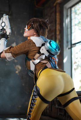 Lada Lyumos – Tracer