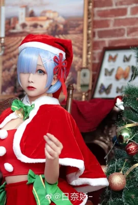 Re: Life in a Different World from Zero Rem Christmas @日奈娇- (9 photos)