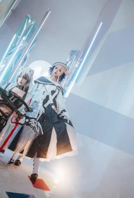 Arknights Black: @Arya_肉肉, Ceylon: @-月见海 (10 photos)