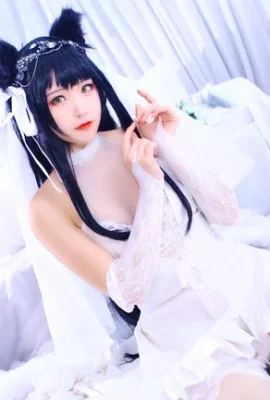 “Azur Lane” Atago Dog Cosplay[CN：夏宁宁] (8 photos)