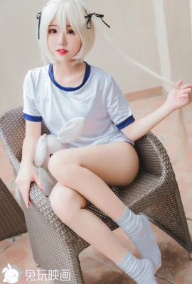 Rabbit play movie gymnastics suit sister (40 photos)