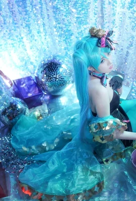 Hatsune Miku @愫兮-sukki (9 photos)