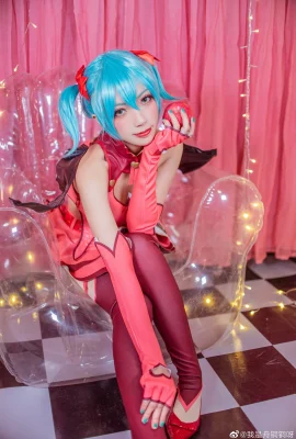 Hatsune Miku Little Devil @我是舟铜铜呀 (9 photos)