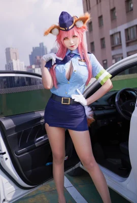 Xuan KaYa Tamamonomae Policewoman (20 photos)