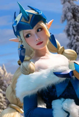 League of Legends Star Young Girl – Soraka Snow Festival @Maki小姬 (9 photos)