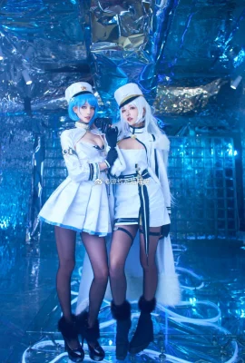 Azur Lane Chapayev: @大魔法师夜子, Gangut: @源纱希喵喵喵(9 photos)