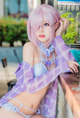 FGO Mash Kyrielight swimsuit @猫君君MaoJun (9 photos)