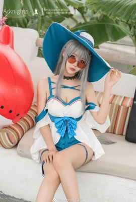 Tomorrow's Ark Skadi swimsuit cos Yulang WR04 Momoko Kuikui (12 photos)
