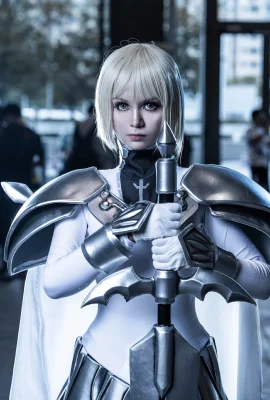 Great Sword Claire @_Luxilu will definitely become A_ (Photography: @召南欧巴) (Firefly Anime and Game Carnival) (9 photos)