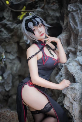 Cosplay Miido – Black Jeanne