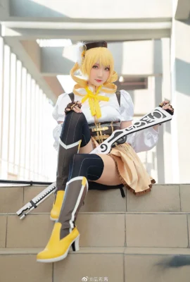 Magical Girl Madoka Mami @Guashi Sauce (CICF China International Comic Festival Animation and Game Exhibition) (12 photos)