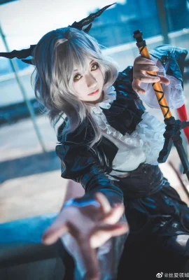 Arknights Tallulah @樰辰775 (Photographer: @囧天天天天天天) (9 photos)