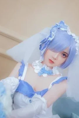 “Re: Life in a Different World from Zero” Rem Hanayome Cosplay[CN：君珺] (15 photos)