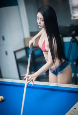 Bomi's “Pool Girls 2” sexy three-point bra is too hot (64 Photos)