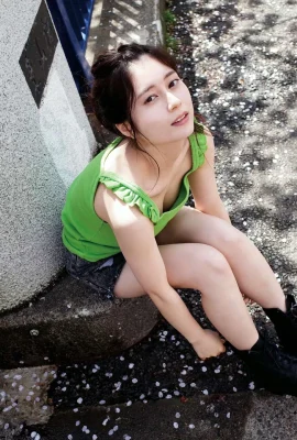 (Okubo Sakurako) “Super plump bust” makes people unable to take their eyes away… (19 Photos)