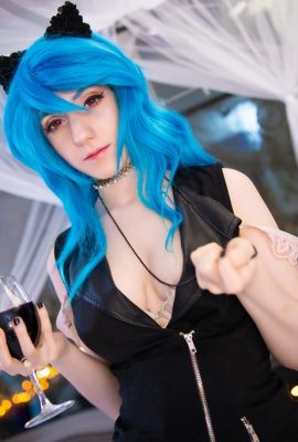 Lana Rain – Classy Bedroom