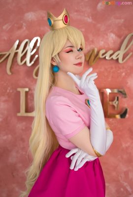 Anastasia Komori – Princess Peach