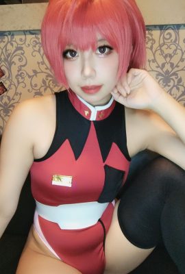 (Sake Nyama) Lunamaria Hawke in a tight high-leg Zaft military leotard (mov)