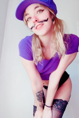 Waluigi – 2 versions