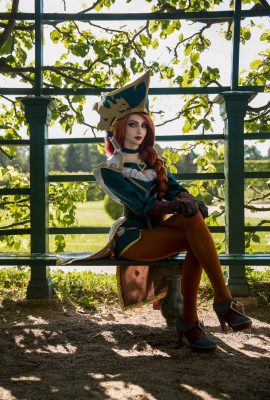 Xenon – Captain Fortune