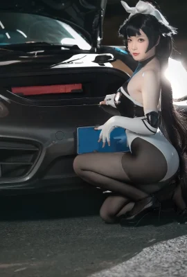 Azur Lane Kaohsiung Mastiff @就是卷卷呀i (9 photos)
