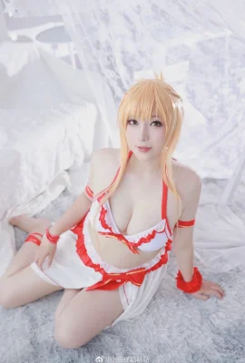 Sword Art Online Asuna Swimsuit Ver. @小容仔咕咕咕 (9 photos)