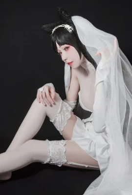“Azur Lane” Atago Hanayome Cosplay[CN: Your Negative Lover](12 photos)