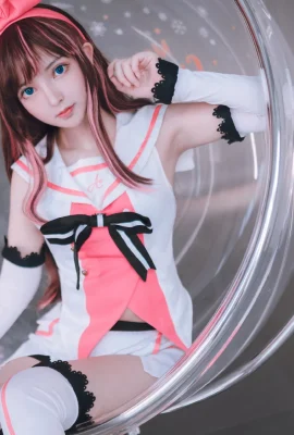 Kizuna Ai@妍子坚不破(9 photos)