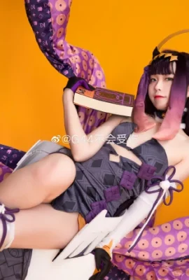 Ninomae Ina'nis (English virtual YouTuber, member of holo1ive) @G44 will not be hurt (9 photos)