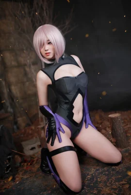 Korean beauty girl BamBi photo Fate Grand Order Mash Kyrielight Shielder