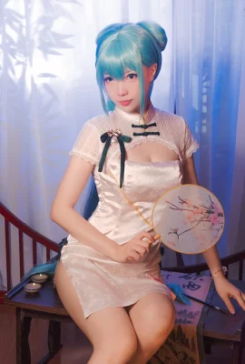 Hatsune Miku Shaohua @妖少you1 (9 photos)