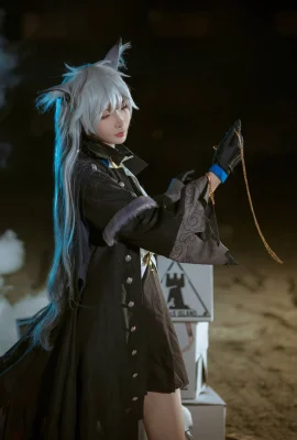 Arknights COS Lapland[cn: SEI Qingyu](10 photos)