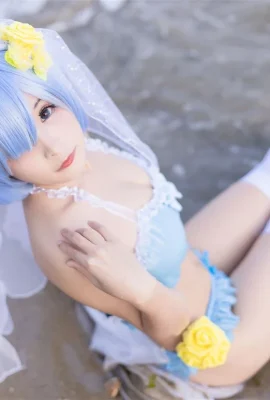 “Re: Life in a Different World from Zero” Rem Swimsuit Cosplay[CN: 九九八XY](9 photos)