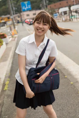 (Wakada Honoka) Does the smile make your heart beat? (34 Photos)