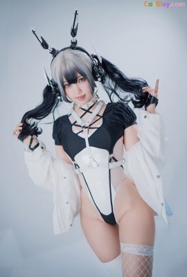 Ely – Cyber Girl Blanche