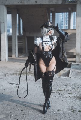 (Yunxixi) Milk Peach 2B Police Officer