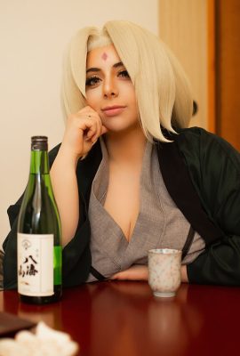 Momokun – Sake with Tsunade