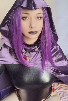 Luna Chan – Raven