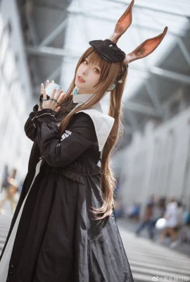 Arknights Amiya @黑乐藤四郎 (9 photos)