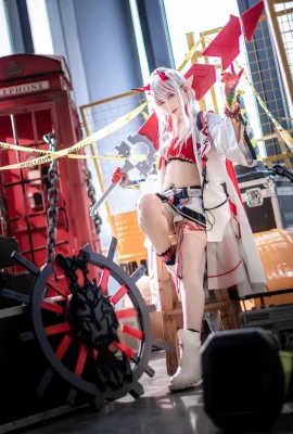 Arknights Year @泽夜_ (Photographer: @丧病喵_花落嘀嘀滴) (Kugou Mushroom Firefly Anime Music Carnival) (10 photos)