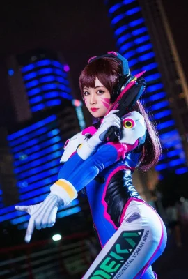 “Overwatch” D.VA Cosplay[CN：Maki小姬] (10 photos)