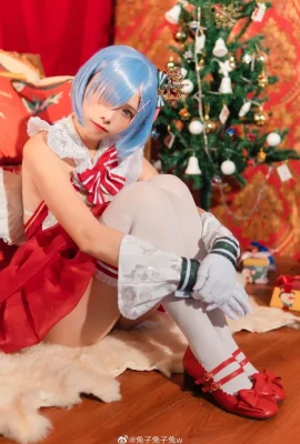 Re: Life in a Different World from Zero Rem Christmas @Rabbit Rabbit Rabbit w: (8 photos)