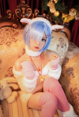 Re: Life in a Different World from Zero Rem Christmas @临鲤_ririko (8 photos)