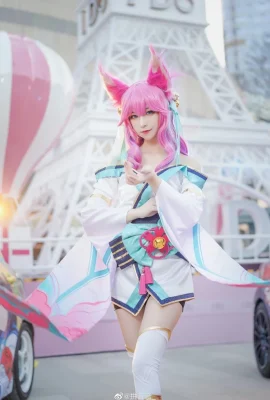 League of Legends Ahri Soul Lotus @Pinyinyin_ (9 photos)