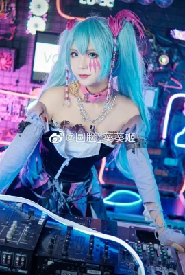 Hatsune Miku@圆脸_葵葵姬(9 photos)