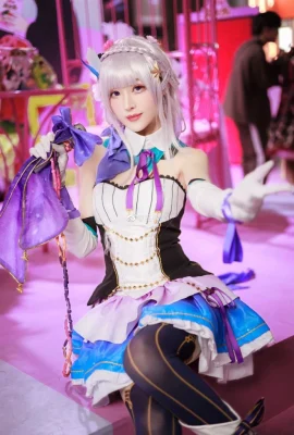 Re: Life in a Different World from Zero Emilia @豆梓吖 (9 photos)