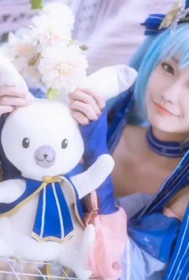 Hatsune Miku Snow Miku @神本無尾_Aria (9 photos)