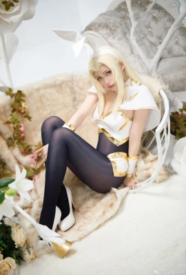 League of Legends Lux @Cien恩恩 (9 photos)