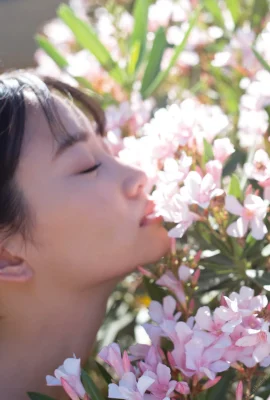 (Nagao Miya) The pretty girl was surprised to see how clear the shape of her boobs was made of material (44 Photos)