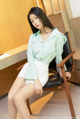 The best figure and the best appearance! The long-haired beauty Xiong Xiaonuo takes off her stockings to seduce everyone (50 Photos)